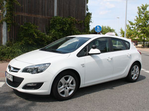 Opel Astra Fahrschulersatzwagen